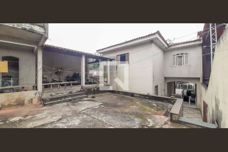 Casa à venda com 118m², 3 quartos e 4 vagas Casa à venda com 118m², 3 quartos e 4 vagasÁrea Externa