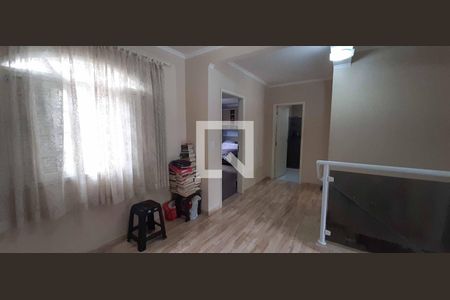 Casa à venda com 118m², 3 quartos e 4 vagas Casa à venda com 118m², 3 quartos e 4 vagasSala de TV