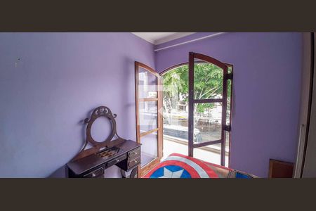 Casa à venda com 118m², 3 quartos e 4 vagas Casa à venda com 118m², 3 quartos e 4 vagasQuarto 2