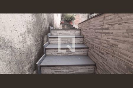 Casa à venda com 118m², 3 quartos e 4 vagas Casa à venda com 118m², 3 quartos e 4 vagasQuintal