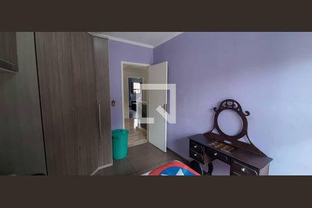 Casa à venda com 118m², 3 quartos e 4 vagas Casa à venda com 118m², 3 quartos e 4 vagasQuarto 2