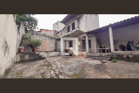 Casa à venda com 118m², 3 quartos e 4 vagas Casa à venda com 118m², 3 quartos e 4 vagasÁrea Externa