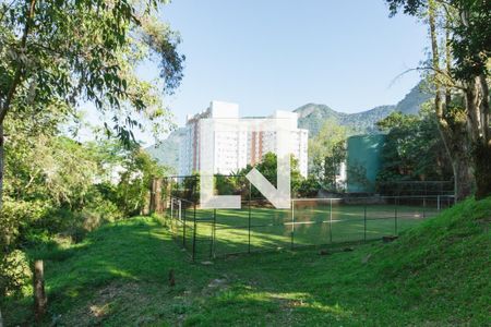 Apartamento à venda com 58m², 2 quartos e 2 vagasCampo de Futebol 