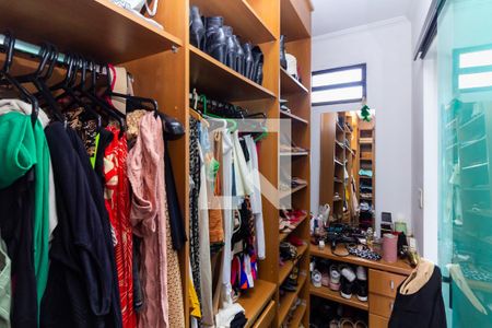 Casa à venda com 190m², 3 quartos e 4 vagasCloset da suíte