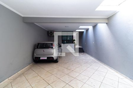 Casa à venda com 190m², 3 quartos e 4 vagasGaragem