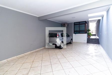 Casa à venda com 190m², 3 quartos e 4 vagasGaragem