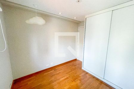 Apartamento à venda com 120m², 3 quartos e 2 vagasQuarto 2