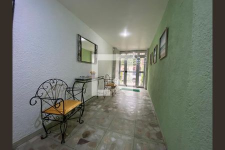 Apartamento à venda com 56m², 2 quartos e 1 vagaHall de entrada