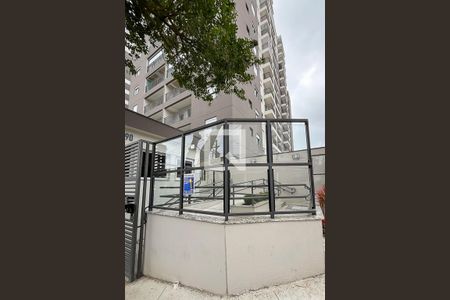 Apartamento para alugar com 50m², 2 quartos e 1 vagaFachada + plaquinha