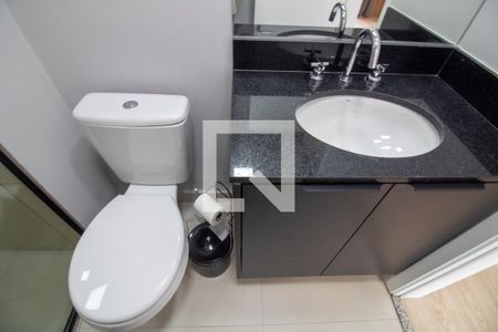 Banheiro de kitnet/studio à venda com 1 quarto, 27m² em Jardim das Acácias, São Paulo