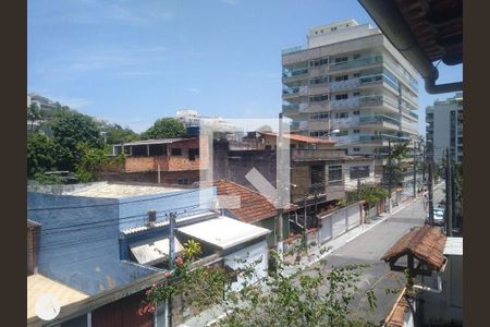 Casa à venda com 367m², 4 quartos e 1 vaga