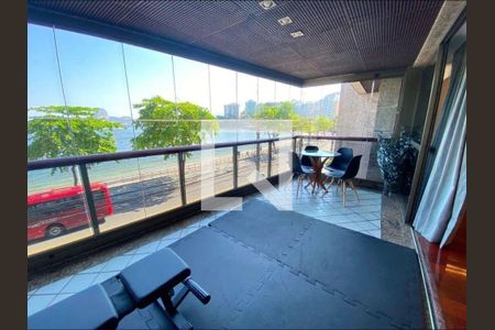 Apartamento à venda com 4 quartos, 280m² em Ingá, Niterói