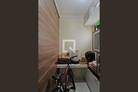 Apartamento à venda com 123m², 3 quartos e 2 vagas Apartamento à venda com 123m², 3 quartos e 2 vagasÁrea de Serviço