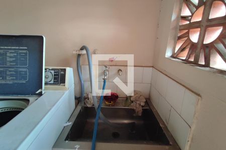 Casa à venda com 1000m², 2 quartos e 1 vagaÁrea de Serviço