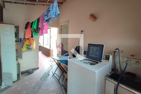 Casa à venda com 1000m², 2 quartos e 1 vagaÁrea de Serviço