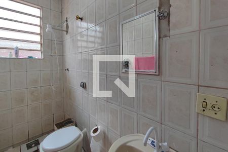 Casa à venda com 1000m², 2 quartos e 1 vagaBanheiro