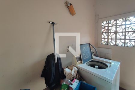 Casa à venda com 1000m², 2 quartos e 1 vagaÁrea de Serviço