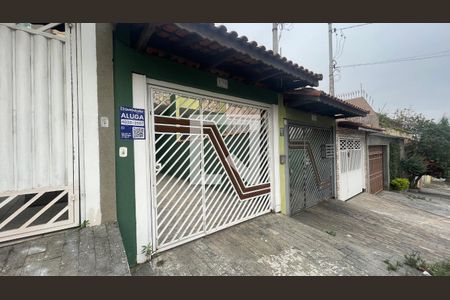 Casa para alugar com 120m², 3 quartos e 2 vagasFachada