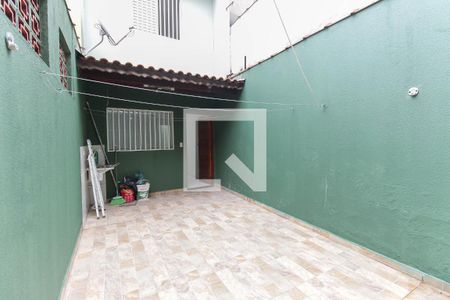 Casa para alugar com 120m², 3 quartos e 2 vagasQuintal