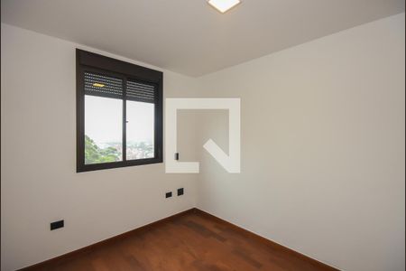 Apartamento à venda com 180m², 3 quartos e 3 vagas Apartamento à venda com 180m², 3 quartos e 3 vagasSuíte 2