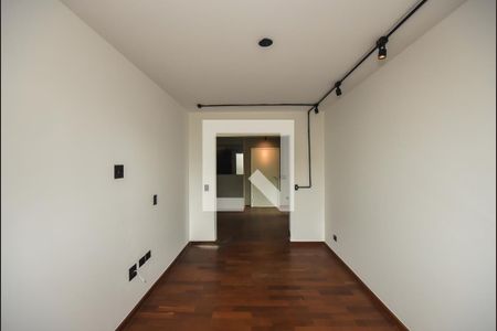 Sala de Tv de apartamento à venda com 3 quartos, 180m² em Paraisópolis, São Paulo