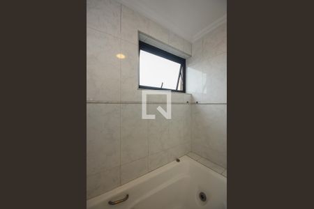 Apartamento à venda com 180m², 3 quartos e 3 vagas Apartamento à venda com 180m², 3 quartos e 3 vagasBanheiro Suíte 3