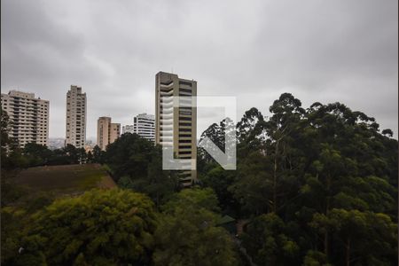 Apartamento à venda com 180m², 3 quartos e 3 vagas Apartamento à venda com 180m², 3 quartos e 3 vagasVista da Suíte 3