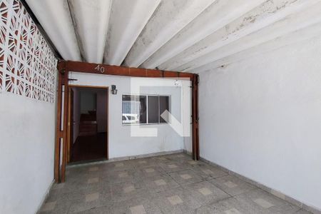 Casa à venda com 200m², 3 quartos e 1 vaga Casa à venda com 200m², 3 quartos e 1 vagaGaragem