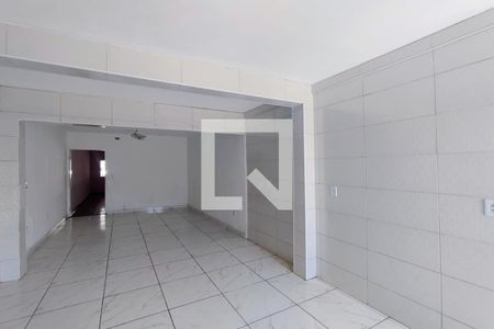 Casa à venda com 200m², 3 quartos e 1 vaga Casa à venda com 200m², 3 quartos e 1 vagaCopa e Cozinha