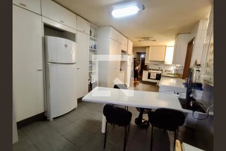 Apartamento à venda com 280m², 3 quartos e 1 vagaCopa / Cozinha