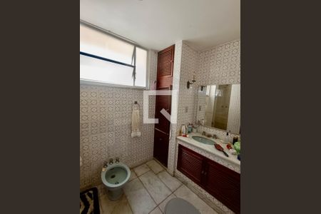 Apartamento à venda com 280m², 3 quartos e 1 vagaBanheiro social