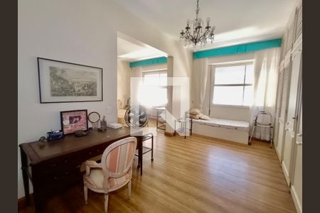 Apartamento à venda com 280m², 3 quartos e 1 vagaSuíte