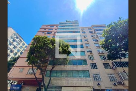 Apartamento à venda com 280m², 3 quartos e 1 vagaFachada com cartaz QA
