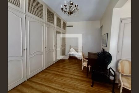 Apartamento à venda com 280m², 3 quartos e 1 vagaSuíte