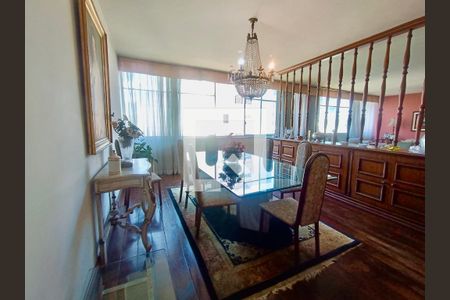 Apartamento à venda com 280m², 3 quartos e 1 vagaSala