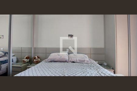 Quarto 1 suíte de casa para alugar com 2 quartos, 86m² em Jardim Santo Alberto, Santo André