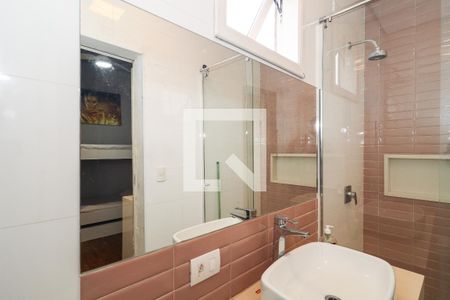 Casa à venda com 285m², 4 quartos e 2 vagas Casa à venda com 285m², 4 quartos e 2 vagasBanheiro da Suíte 2