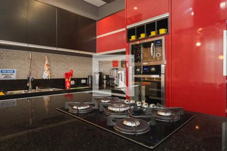 Casa à venda com 285m², 4 quartos e 2 vagas Casa à venda com 285m², 4 quartos e 2 vagasCozinha