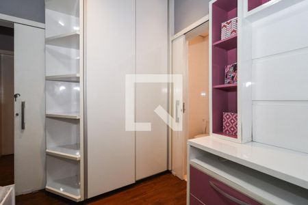 Casa à venda com 285m², 4 quartos e 2 vagas Casa à venda com 285m², 4 quartos e 2 vagasSuíte 2