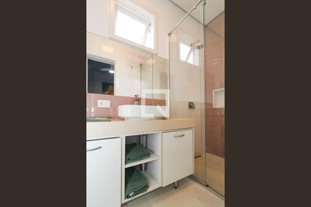 Casa à venda com 285m², 4 quartos e 2 vagas Casa à venda com 285m², 4 quartos e 2 vagasBanheiro da Suíte 2