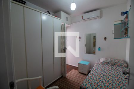 Casa à venda com 180m², 3 quartos e 2 vagas Casa à venda com 180m², 3 quartos e 2 vagasQuarto 2