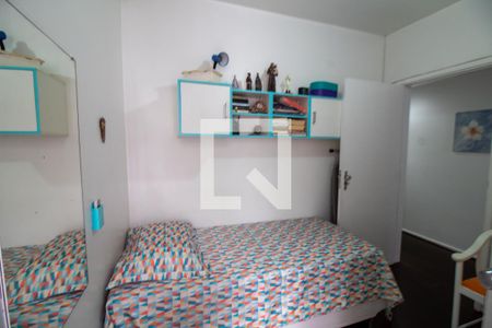 Casa à venda com 180m², 3 quartos e 2 vagas Casa à venda com 180m², 3 quartos e 2 vagasQuarto 2