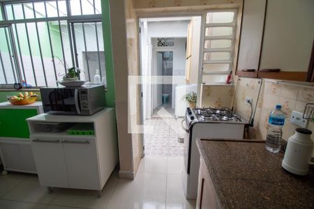 Casa à venda com 180m², 3 quartos e 2 vagas Casa à venda com 180m², 3 quartos e 2 vagasCozinha