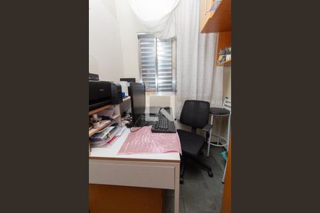 Casa para alugar com 140m², 4 quartos e 2 vagasQuarto 4 - escritório