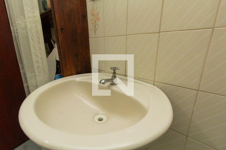 Casa para alugar com 140m², 4 quartos e 2 vagasBanheiro 1