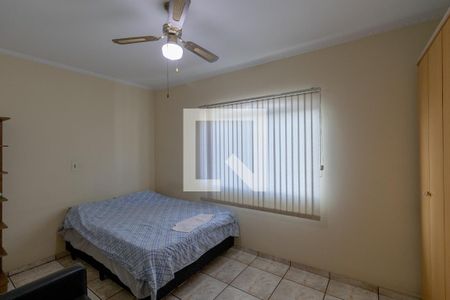 Casa à venda com 230m², 4 quartos e 4 vagas Casa à venda com 230m², 4 quartos e 4 vagasQuarto 2