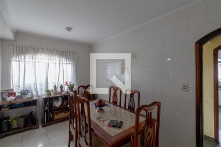 Casa à venda com 230m², 4 quartos e 4 vagas Casa à venda com 230m², 4 quartos e 4 vagasSala de Jantar