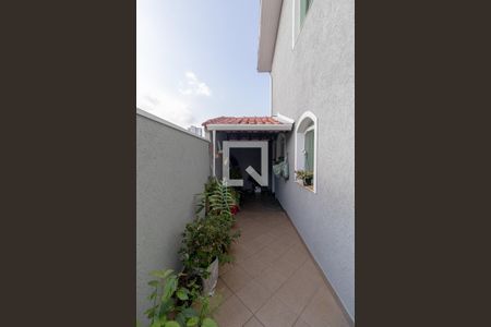 Casa à venda com 230m², 4 quartos e 4 vagas Casa à venda com 230m², 4 quartos e 4 vagasCorredor