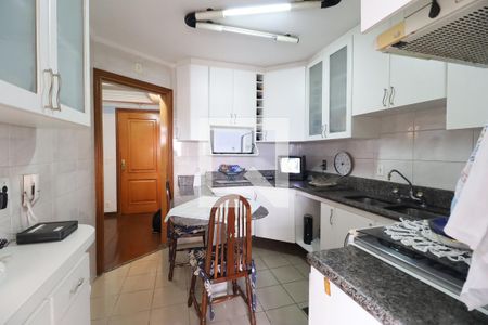 Apartamento à venda com 96m², 2 quartos e 2 vagasCozinha
