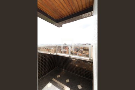 Apartamento à venda com 96m², 2 quartos e 2 vagasVaranda - Quarto 1